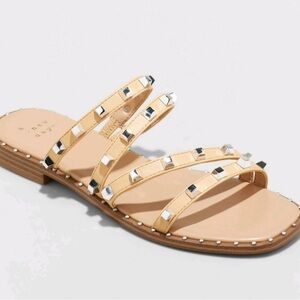 A New Day Tan Studded Embellished Hollis Slide Sandals (size 7 wide) Like New!